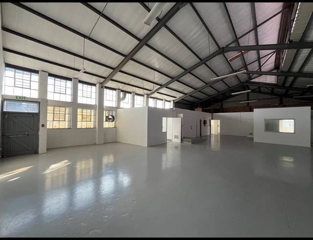474M² WAREHOUSE TO LET IN MAITLAND